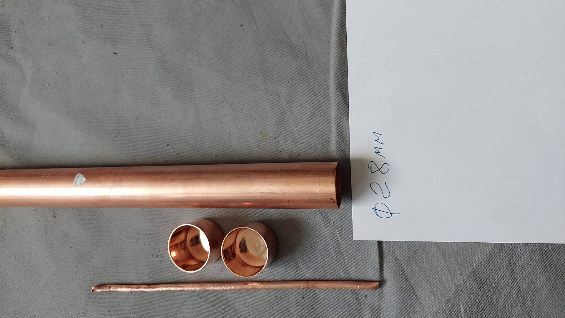 Antenne 16 von 2 – 2 Resonator 869 MHz – 1/4 = 86 mm | 1/2 = 172 mm | 50 Ohm | K-Faktor ÷2000 ÷5000