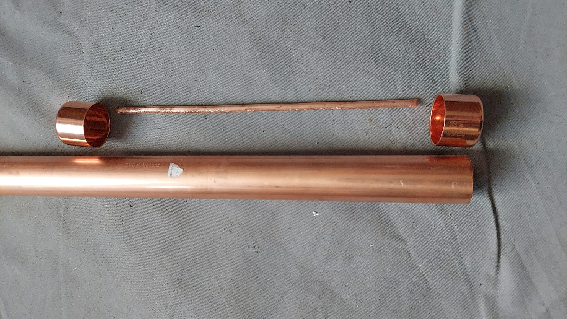 Antenne 17 von 2 – 2 Resonator 869 MHz – 1/4 = 86 mm | 1/2 = 172 mm | 50 Ohm | K-Faktor ÷2000 ÷5000